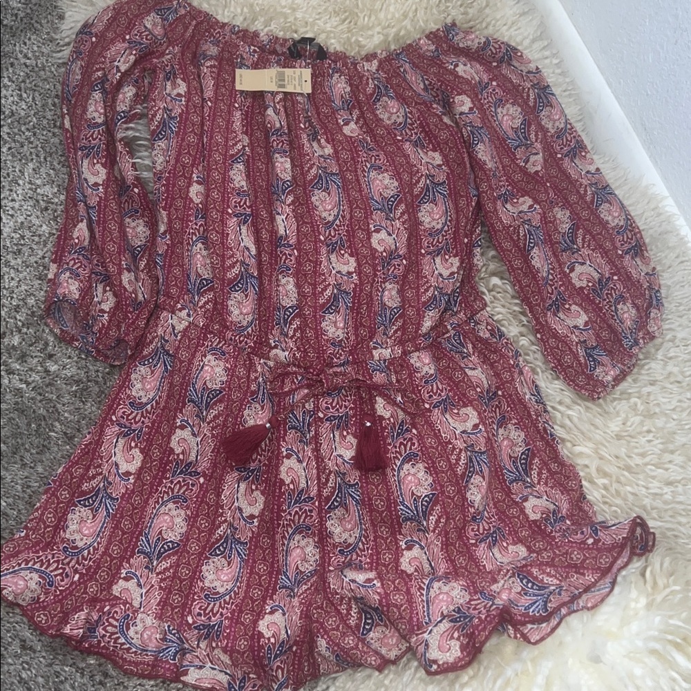 American Eagle BOHO Off-The-Shoulder Romper - Picture 3 of 13